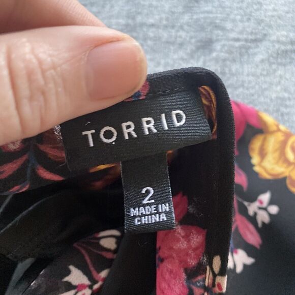 Torrid Dress  2X Black Red Long Sleeve Midi Chiffon Floral Boho Flowy - Picture 15 of 16